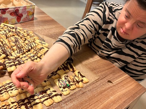 20251126 PlatzchenBacken2